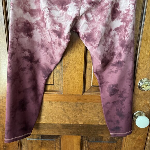 Athleta Light/Dark Pink Elation 7/8 Tight Leggings 1X - Picture 9 of 10